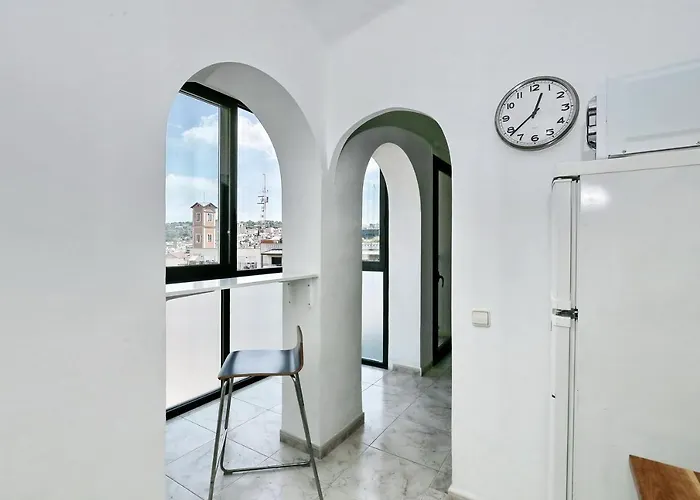 Casa Nou 2 & Boutique خيرونا