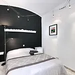 Casa Nou 2 & Boutique * Жирона